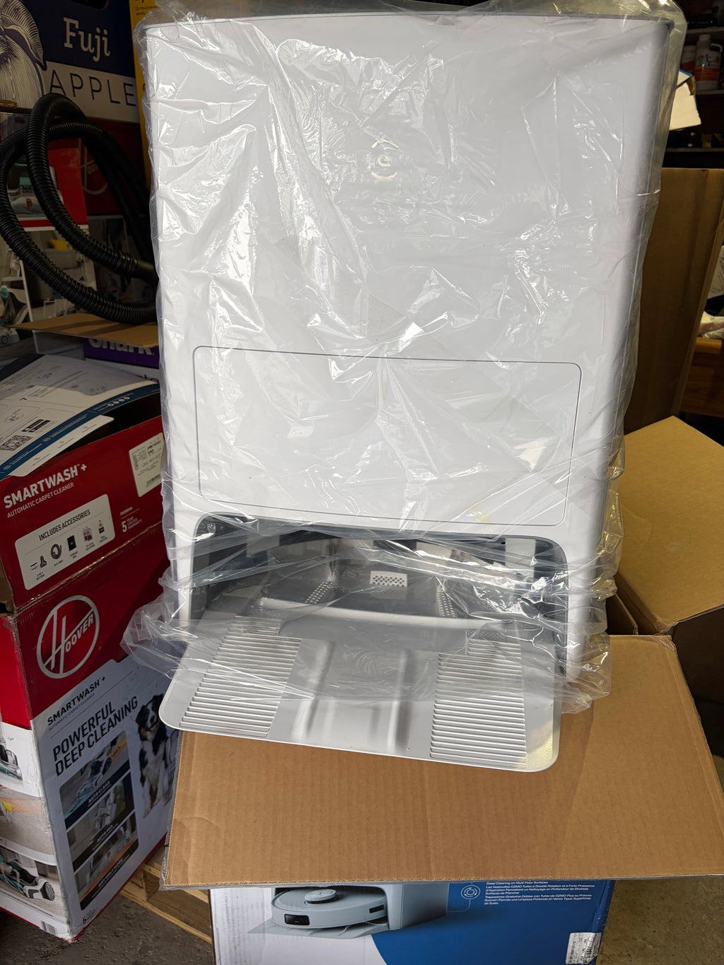 ECOVACS T10 OMNI VACMOP
Open box -like new